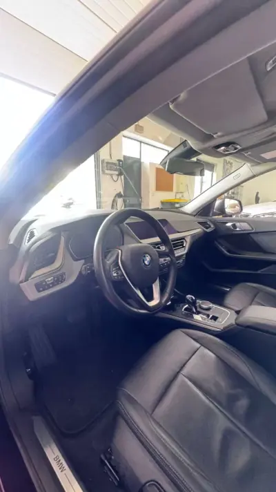 BMW 216 Gran Coupé 2022 - 22900 EUR, 165000 km - AUTO.MOTO.pt - 165000km - foto 10 de 13