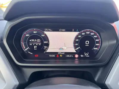Audi Q4 e-tron 2021 - 29900 EUR, 79000 km - 79000km - foto 32 de 46