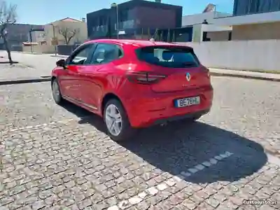 Renault Clio 2020 — foto 4 de 10