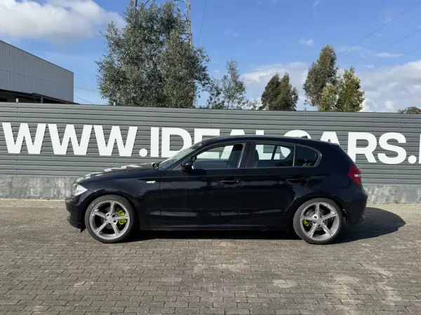 BMW 118 2010 - 11950 EUR, 215000 km - AUTO.MOTO.pt - 215000km - foto 3 de 24
