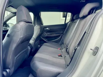 Peugeot 308 2020 - 14790 EUR, 30000 km - AUTO.MOTO.pt - 30000km - foto 9 de 29