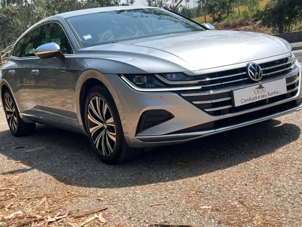 Volkswagen Arteon Shooting Brake 2021 - 27900 EUR, 89450 km - AUTO.MOTO.pt - 89450km - foto 5 de 43