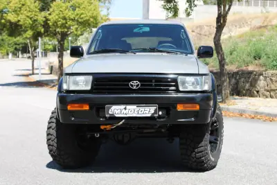 Toyota 4-Runner 1995 - 48000 EUR, 336000 km - AUTO.MOTO.pt - 336000km - foto 3 de 40
