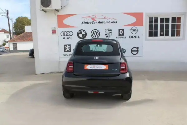 Fiat 500e C 2022 - 19980 EUR, 10413 km - AUTO.MOTO.pt - 10413km - foto 11 de 39