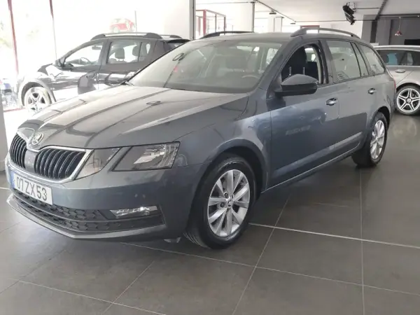 Skoda Octavia Break 2020 - 14990 EUR, 174000 km - AUTO.MOTO.pt - 174000km - foto 2 de 7