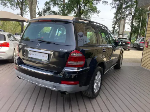 Mercedes-Benz GL 320 2007 - 19750 EUR, 218600 km - AUTO.MOTO.pt - 218600km - foto 6 de 23
