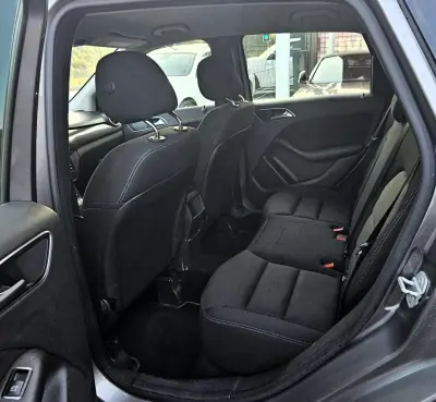 Mercedes-Benz B 180 2014 - 13999 EUR, 160000 km - AUTO.MOTO.pt - 160000km - foto 25 de 25