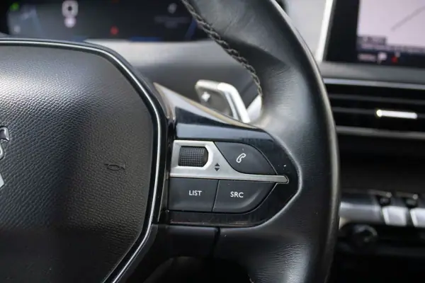 Peugeot 3008 2018 - 17990 EUR, 166000 km - AUTO.MOTO.pt - 166000km - foto 40 de 49