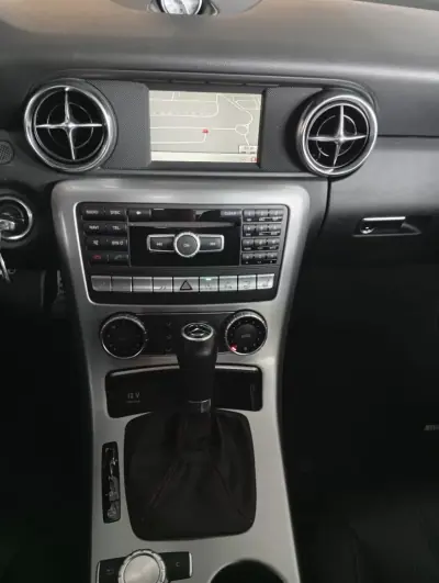 Mercedes-Benz SLK 200 2015 - 31500 EUR, 21787 km - AUTO.MOTO.pt - 21787km - foto 22 de 28