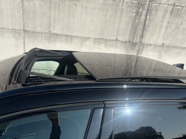 Jaguar F-Pace 2019 - 22900 EUR, 98500 km - 98500km - foto 12 de 13