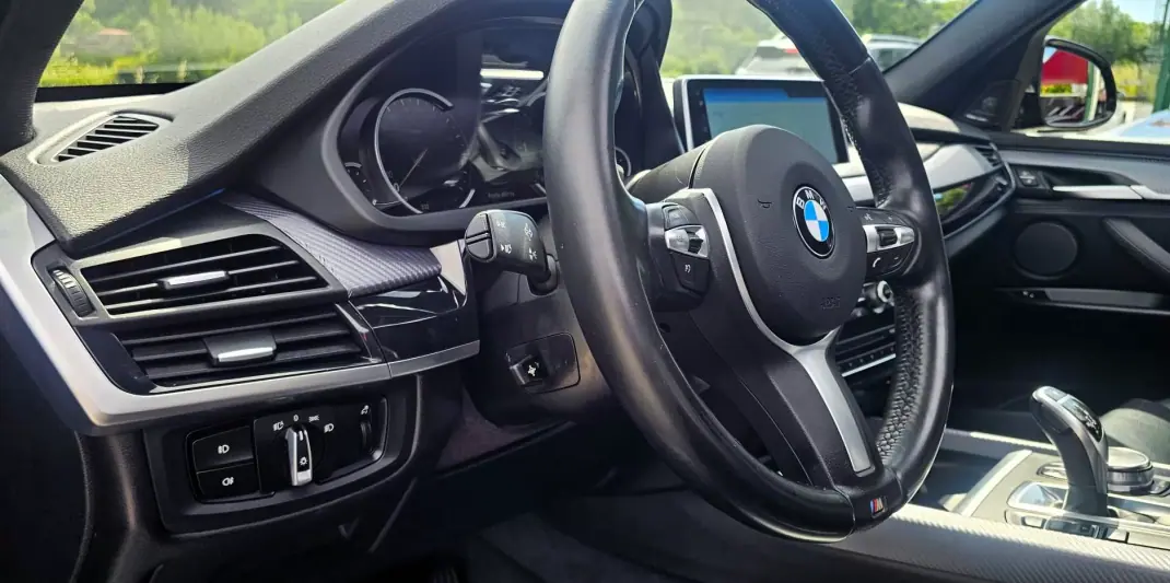 BMW X5 2017 - 35000 EUR, 150000 km - AUTO.MOTO.pt - 150000km - foto 39 de 40