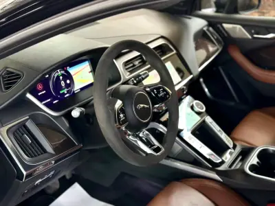 Jaguar I-Pace 2019 - 29900 EUR, 119990 km - AUTO.MOTO.pt - 119990km - foto 27 de 37