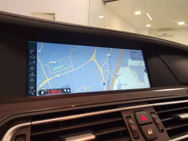 BMW 730 2009 - 23500 EUR, 107760 km - AUTO.MOTO.pt - 107760km - foto 36 de 54