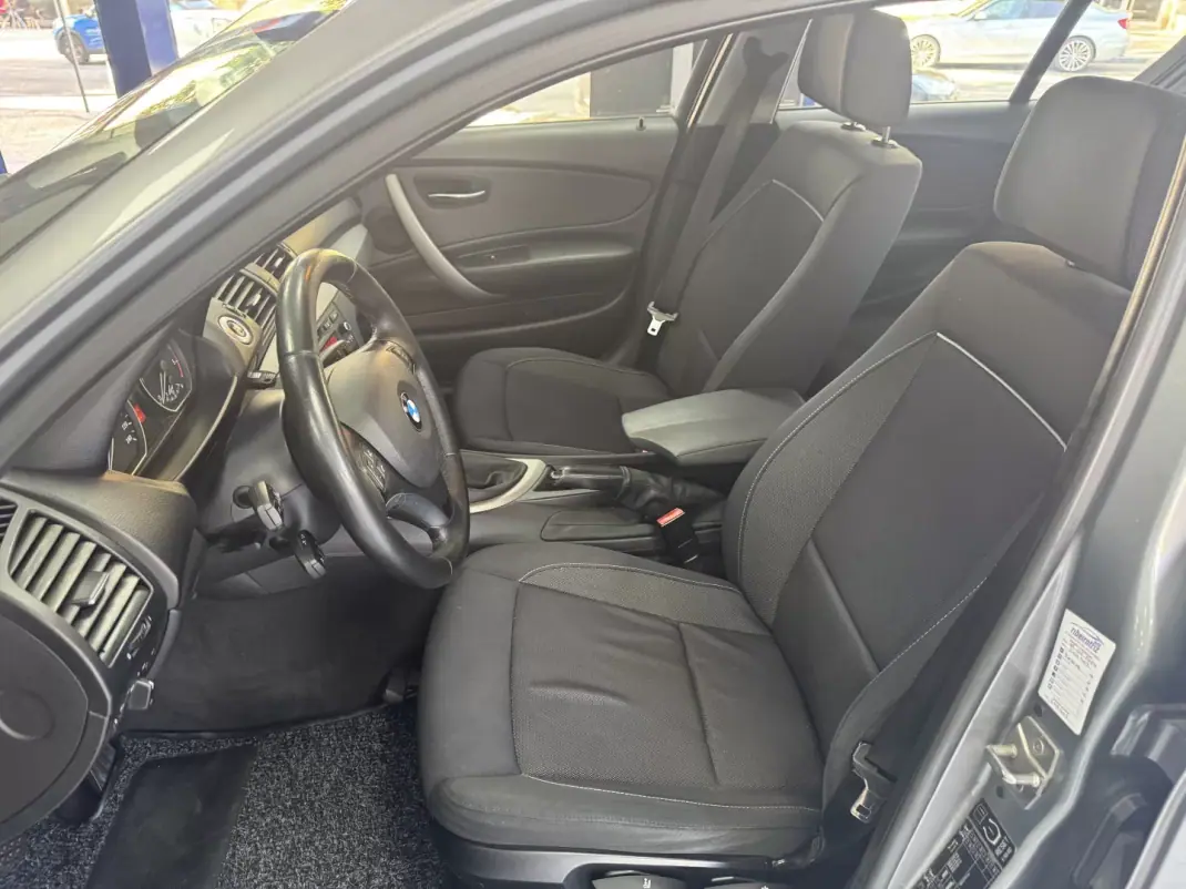 BMW 118 2010 - 9500 EUR, 241971 km - AUTO.MOTO.pt - 241971km - foto 20 de 28