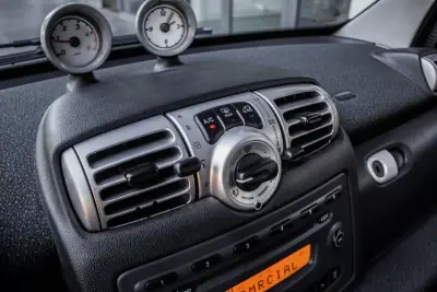 Smart ForTwo 2009 - 4900 EUR, 248693 km - 248693km - foto 18 de 27