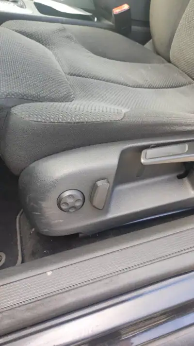 Volkswagen Passat 2006 - 5387 EUR, 457987 km - AUTO.MOTO.pt - 457987km - foto 4 de 11