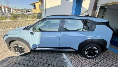 Kia EV3 2025 - 31950 EUR, 6000 km - 6000km - foto 6 de 26