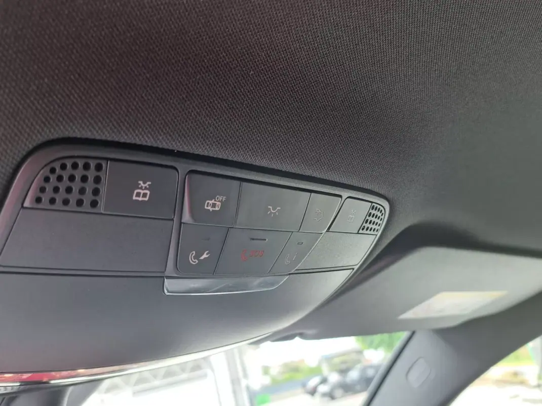Mercedes-Benz GLC 220 2018 - 37900 EUR, 160312 km - 160312km - foto 45 de 48