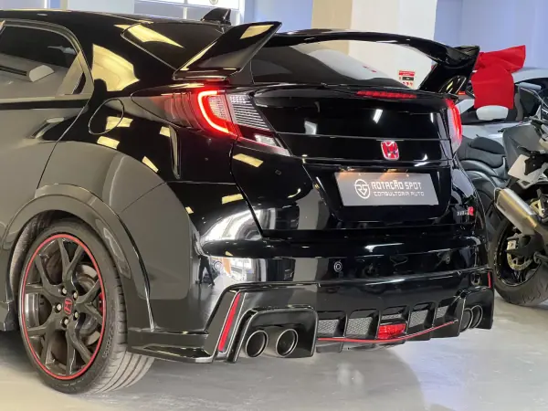 Honda Civic 2016 - 30990 EUR, 140000 km - AUTO.MOTO.pt - 140000km - foto 49 de 60