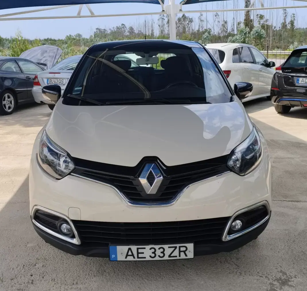 Renault Captur 2017 - 12990 EUR, 137723 km - AUTO.MOTO.pt - 137723km - foto 2 de 22