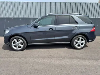 Mercedes-Benz ML 250 2012 - 24850 EUR, 179926 km - AUTO.MOTO.pt - 179926km - foto 4 de 31