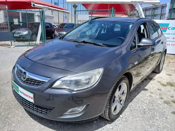 Opel Astra Sports Tourer 2011 - 6750 EUR, 153222 km - AUTO.MOTO.pt - 153222km - foto 2 de 25