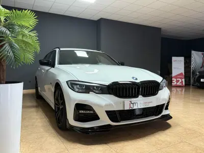 BMW 330e 2021 - 32490 EUR, 152987 km - AUTO.MOTO.pt - 152987km - foto 2 de 26