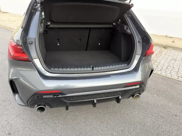 BMW 116 2019 - 21500 EUR, 175000 km - AUTO.MOTO.pt - 175000km - foto 13 de 19