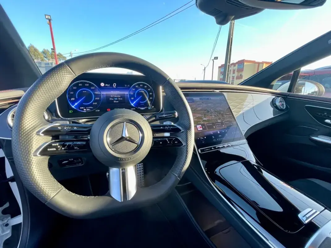 Mercedes-Benz EQE 2023 - 56750 EUR, 31500 km - AUTO.MOTO.pt - 31500km - foto 20 de 51
