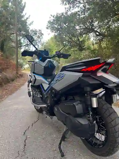 Zontes ZT310 - T 2025 - 4500 EUR, 4000 km - foto 4 de 8