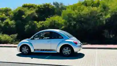 Volkswagen New Beetle 1999 - 5600 EUR, 294500 km - 294500km - foto 4 de 5