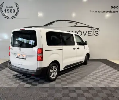 Opel Vivaro 2022 - 32900 EUR, 20415 km - 20415km - foto 6 de 50