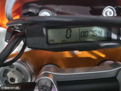 KTM EXC 200 2023 - 10499 EUR, 77 km - AUTO.MOTO.pt - 77km - foto 5 de 23