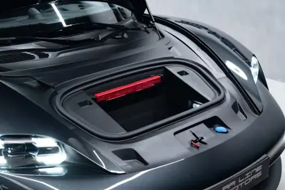 Porsche Taycan 2024 - 84950 EUR, 8000 km - AUTO.MOTO.pt - 8000km - foto 6 de 58