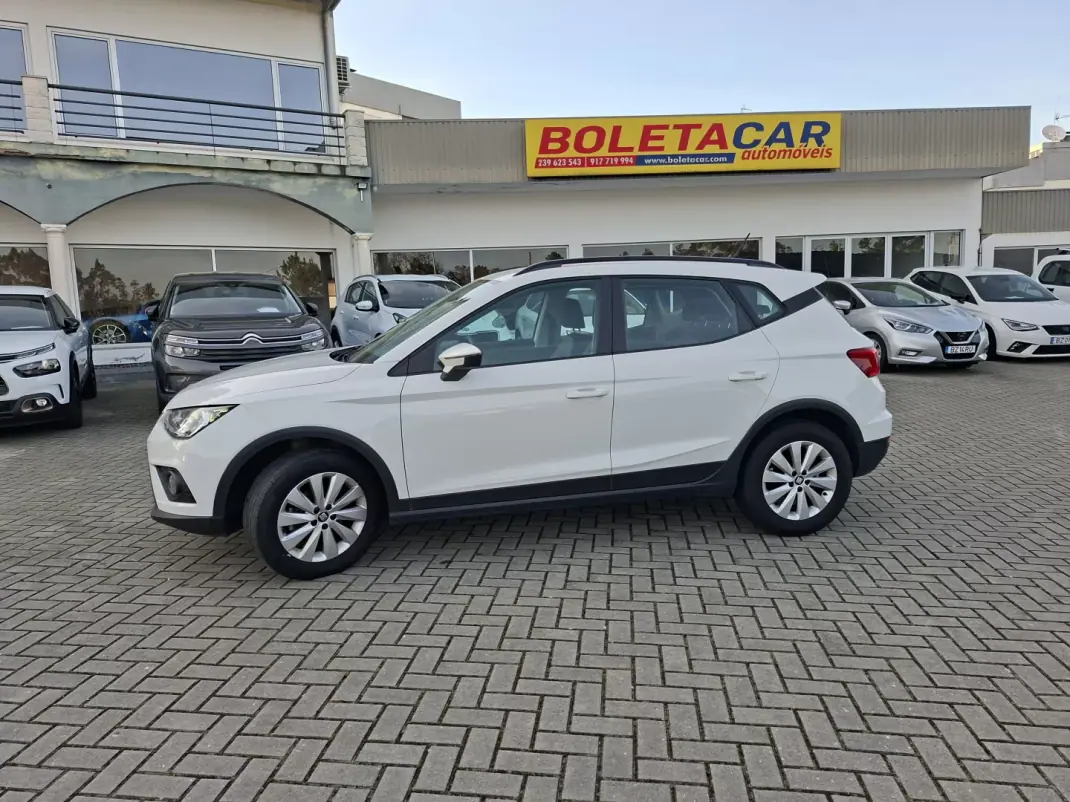 SEAT Arona 2021 - 15500 EUR, 49500 km - AUTO.MOTO.pt - 49500km - foto 1 de 31