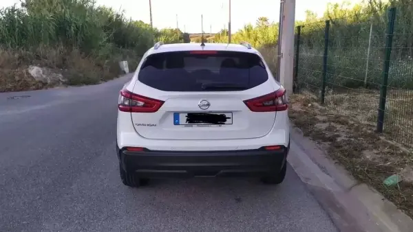 Nissan Qashqai 2020 - 16999 EUR, 139882 km - AUTO.MOTO.pt - 139882km - foto 10 de 12