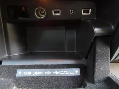 Citroën C4 Grand Picasso 2014 - 11490 EUR, 185000 km - AUTO.MOTO.pt - 185000km - foto 39 de 60