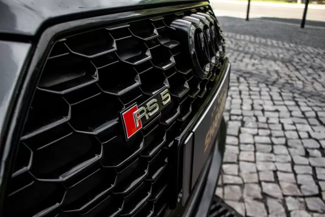 Audi RS5 Sportback 2017 - 53990 EUR, 137529 km - AUTO.MOTO.pt - 137529km - foto 8 de 38