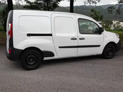 Renault Kangoo 1.5 DCi Maxi 2017 - 9950 EUR, 251230 km - AUTO.MOTO.pt - 251230km - foto 8 de 22