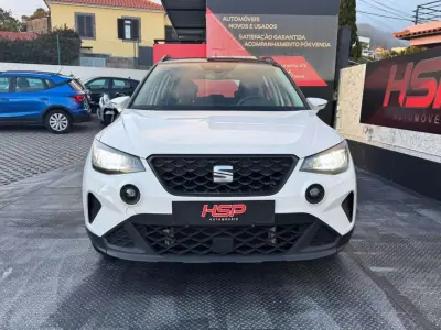 SEAT Arona 2024 - 19990 EUR, 52300 km - AUTO.MOTO.pt - 52300km - foto 2 de 16