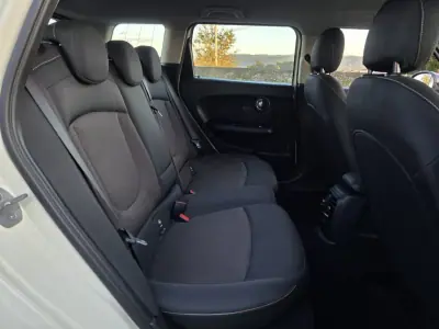MINI Clubman 2018 - 15990 EUR, 184000 km - AUTO.MOTO.pt - 184000km - foto 19 de 42