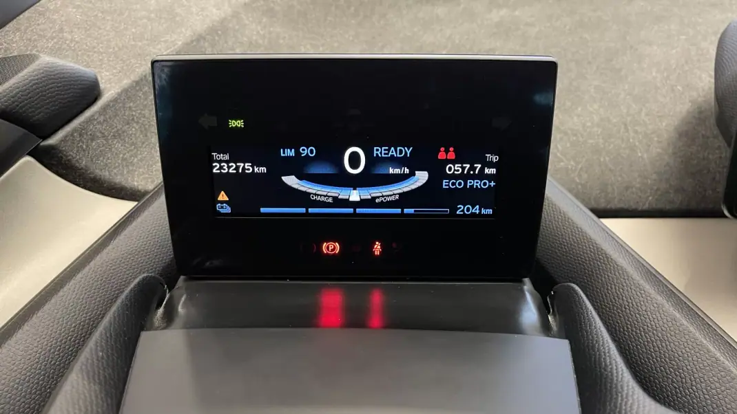 BMW i3 2021 - 22990 EUR, 23272 km - AUTO.MOTO.pt - 23272km - foto 27 de 42
