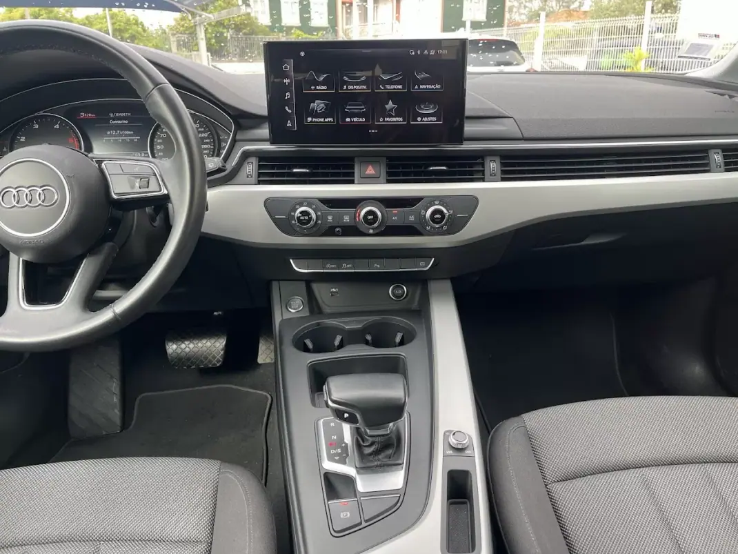Audi A4 Avant 2022 - 21250 EUR, 195000 km - AUTO.MOTO.pt - 195000km - foto 12 de 45