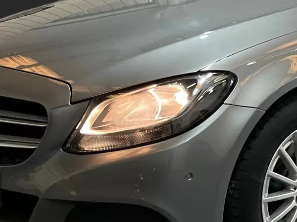 Mercedes-Benz C 180 2015 - 14950 EUR, 208000 km - AUTO.MOTO.pt - 208000km - foto 5 de 20