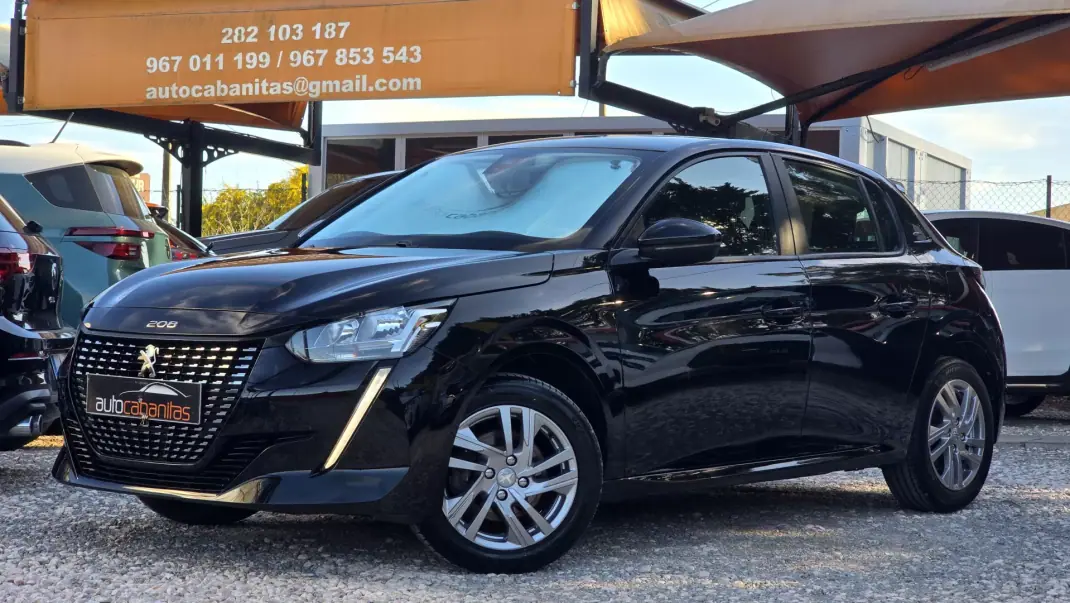 Peugeot 208 2019 - 13950 EUR, 39390 km - AUTO.MOTO.pt - 39390km - foto 1 de 19