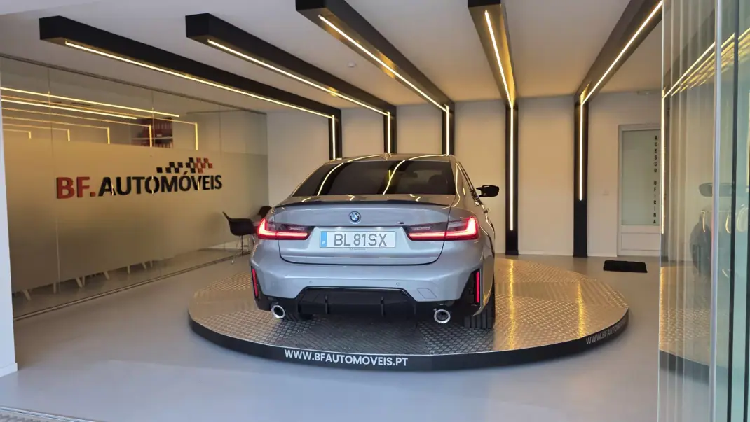BMW 320 2024 - 42500 EUR, 5552 km - AUTO.MOTO.pt - 5552km - foto 17 de 58