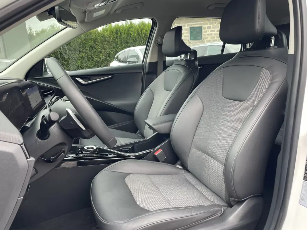 Kia Niro EV 2022 - 25850 EUR, 52642 km - AUTO.MOTO.pt - 52642km - foto 13 de 44