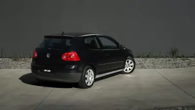 Volkswagen Golf 2008 - 8650 EUR, 199000 km - AUTO.MOTO.pt - 199000km - foto 6 de 26