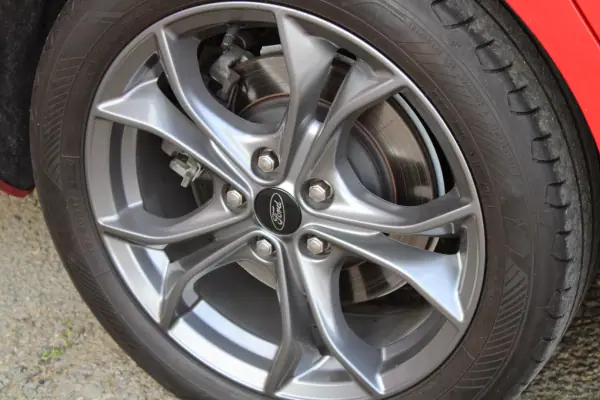 Ford Focus SW 2021 - 14990 EUR, 193000 km - AUTO.MOTO.pt - 193000km - foto 8 de 31