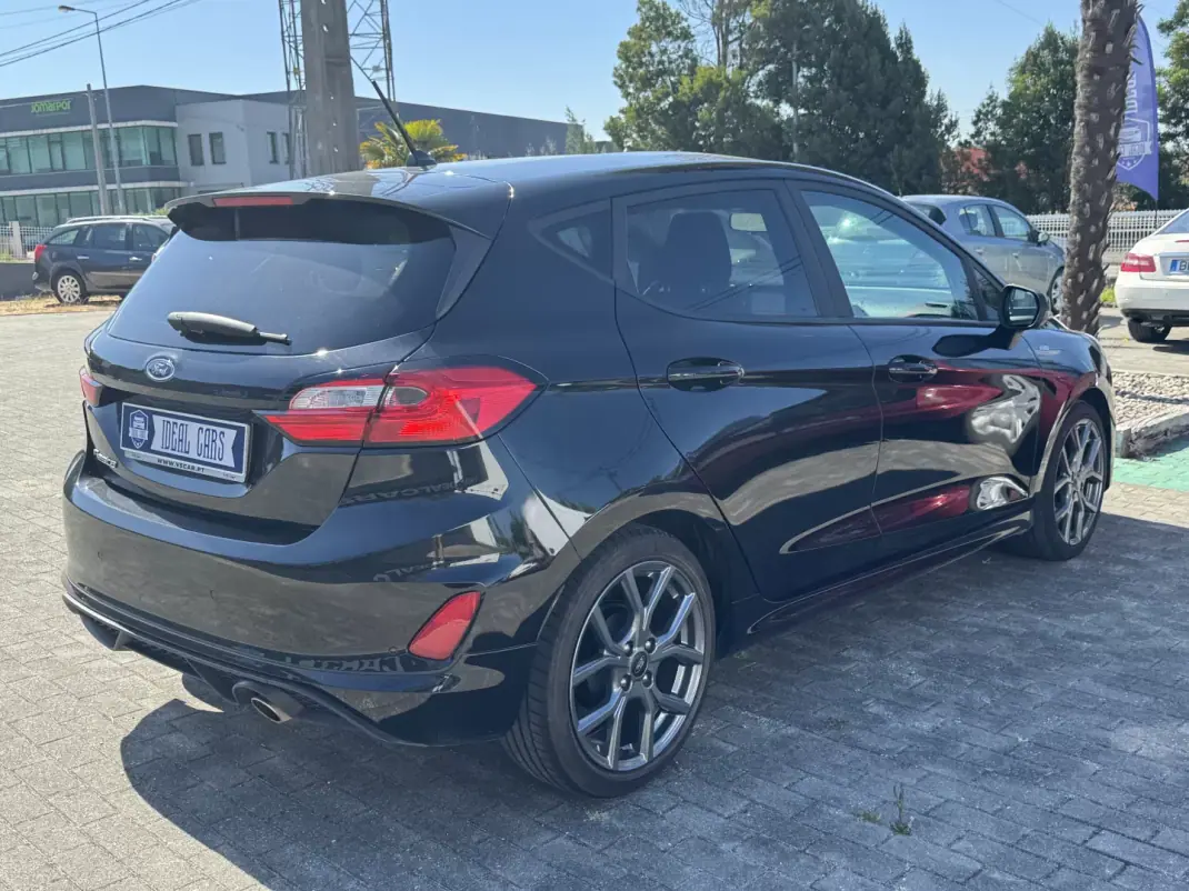 Ford Fiesta 2022 - 14900 EUR, 98000 km - 98000km - foto 9 de 25